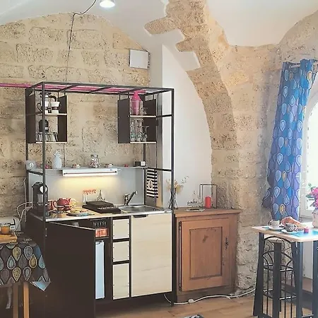 Pour Les Amoureux Des Vieilles Pierres Poussan Exterior foto