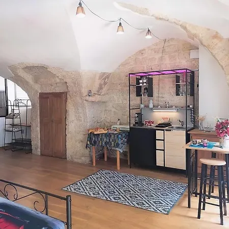 Pour Les Amoureux Des Vieilles Pierres Poussan Exterior foto