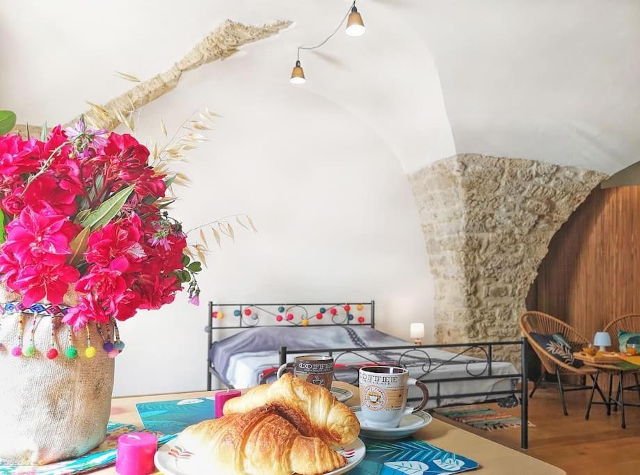 Pour Les Amoureux Des Vieilles Pierres Apartamento Poussan