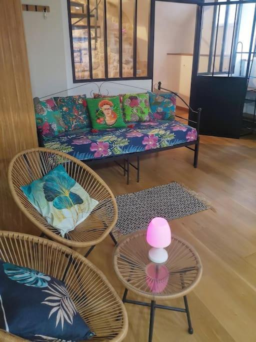 Pour Les Amoureux Des Vieilles Pierres Apartamento